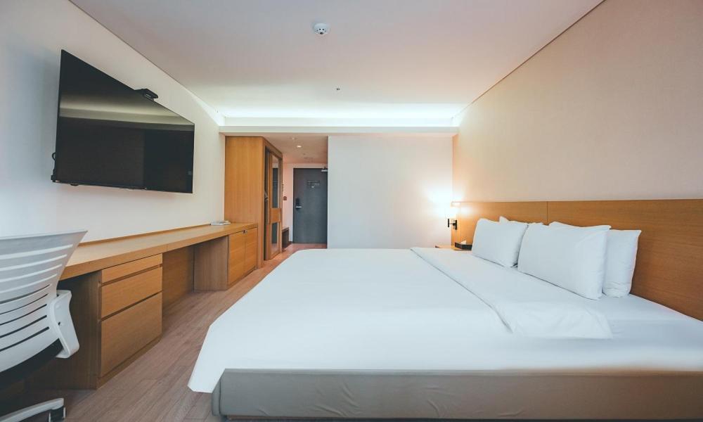 Wonju City Hotel Hyeoksin Exteriör bild