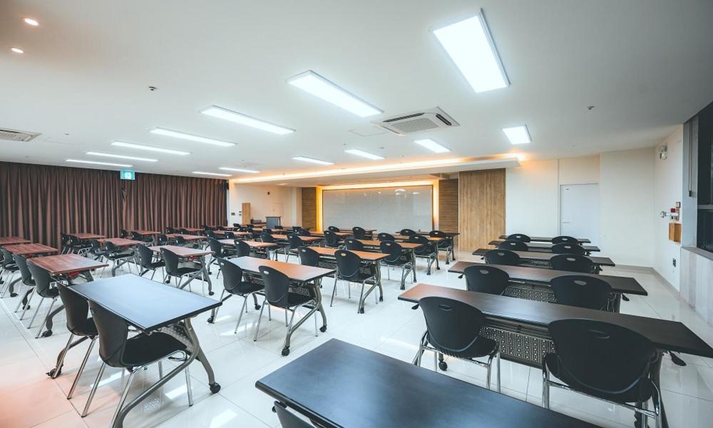 Wonju City Hotel Hyeoksin Exteriör bild